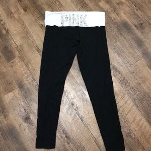 PINK Victoria’s Secret White Bling Gems Leggings M
